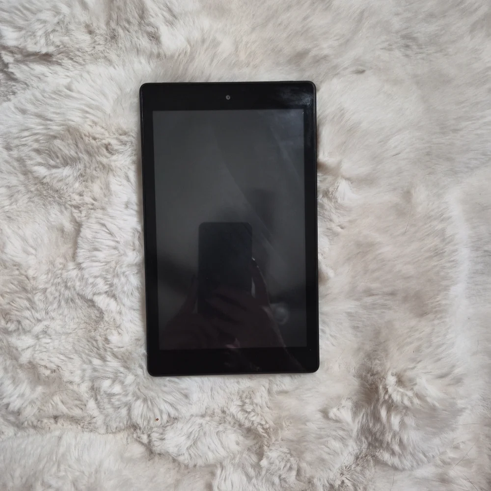 Amazon Kindle Fire HD 8 Tablet Device Black L5S83A Model Wi Fi Travel Streaming